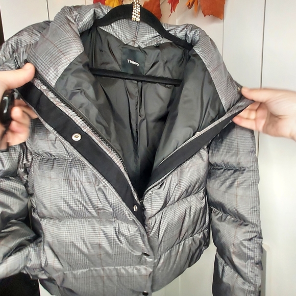 Theory High Neck Puffer Womens Jacket L Large Grey Glen Plaid Down Coat $455 - Picture 3 of 9